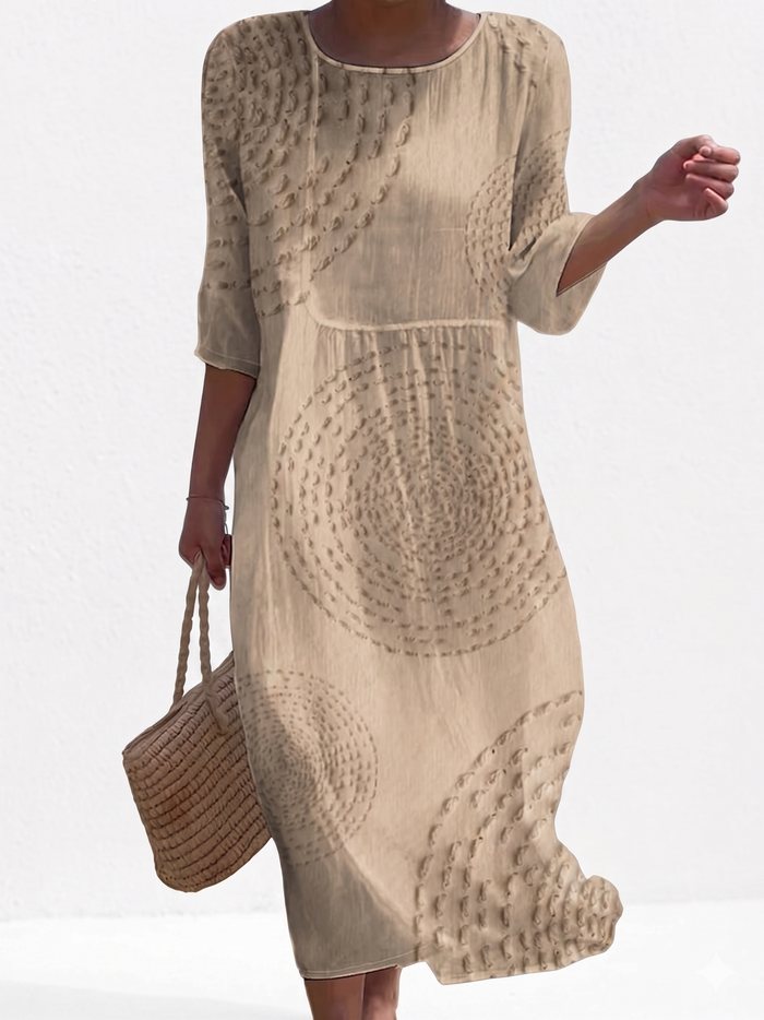 Juliette - Robe brodée décontractée pour femme.