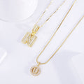Collier initial en moissanite