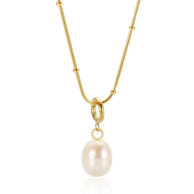 Pauline – Collier doré avec pendentif en perle